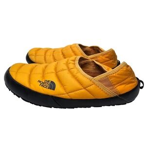 The North Face ThermoBall Traction Mule V Yellow Black Mens 10 NF0A3UZN Slippers